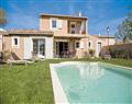 Take things easy at 4 Bed Villas Domaine; Saint Saturnin les Apt; Provence