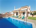 Take things easy at Villa Casa dos Eucaliptos; Gale, Albufeira; Algarve