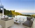 Enjoy a leisurely break at Villa Vita Trevo; Lagoa; Portugal