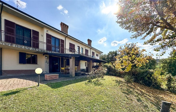 Holiday Home - Pozzol Groppo in Italy, Pozzol Groppo, Italy