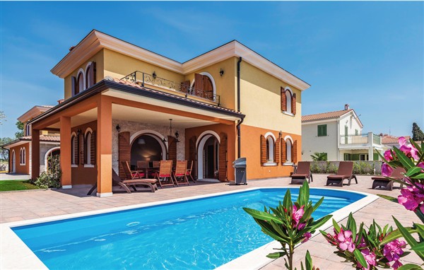 Holiday Home - Tar-Vabriga in Croatia, Tar-Vabriga, Croatia