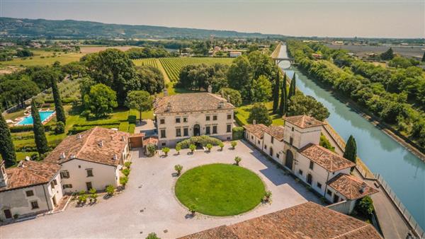 Adige Estate in Lake Garda, Italy - Provincia di Verona