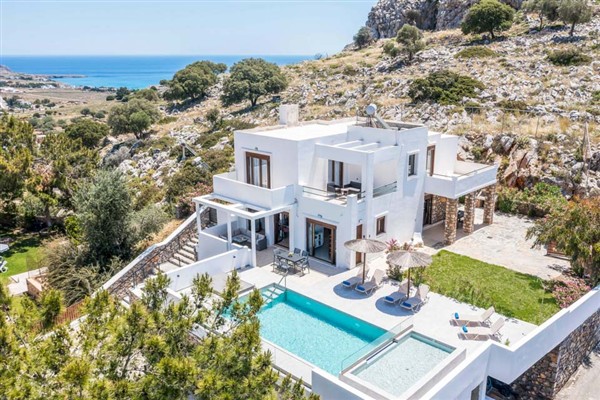 Aggelina Pefkos, Pefkos, Rhodes