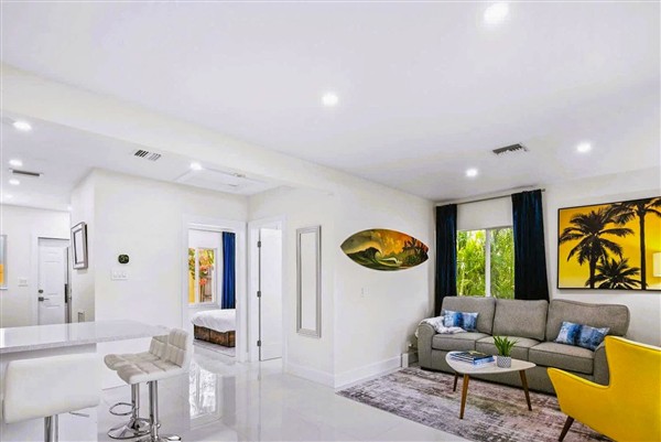 Apartment Barrier in Fort Lauderdale, United States - Florida