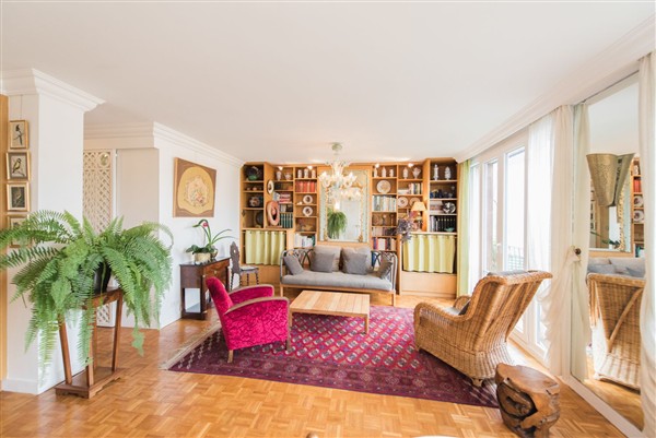 Apartment Boulainvilliers in France