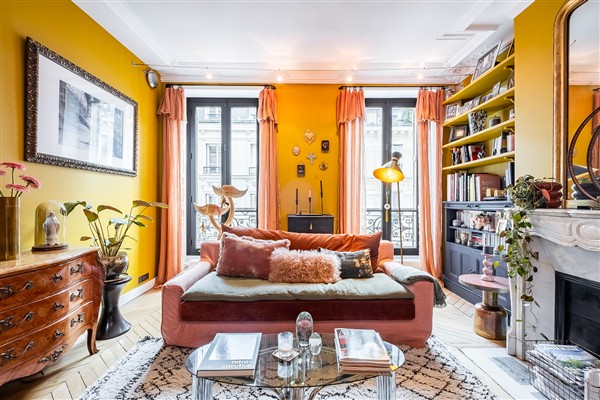 Apartment Lallier in Paris, France