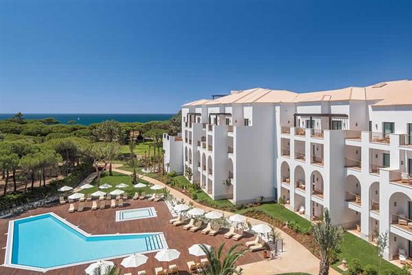 Photos of Apartment Pine Cliffs Ocean Suite I in Pine Cliffs Resort ...