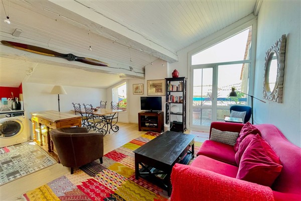 Apartment Pontets in France