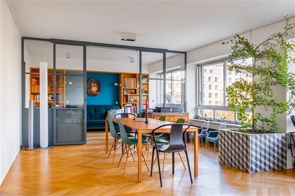 Apartment Saxe in Paris, France