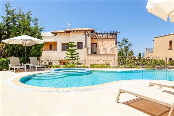 Aphrodite Hills Junior AR01 in Cyprus