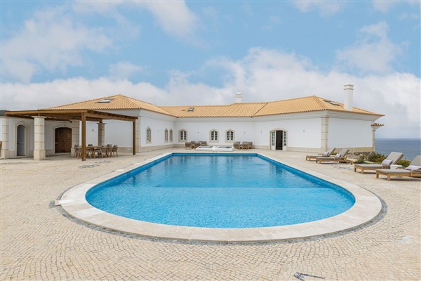 Aquavino Villa in Portugal
