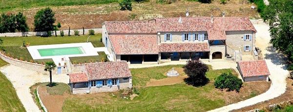 Aranton Farmhouse in Midi-Pyrenees, France - Gers