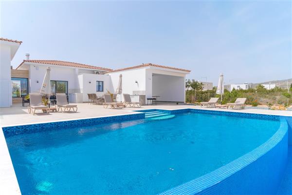 Aretousa Dyo, Peyia, Paphos