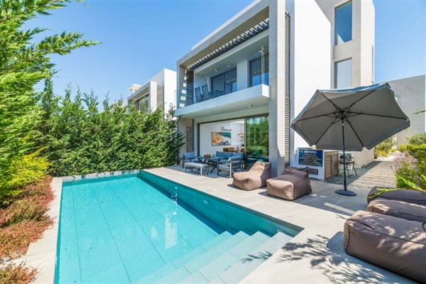 Azure Seaview Ruby Villa, Protaras, Larnaca Region