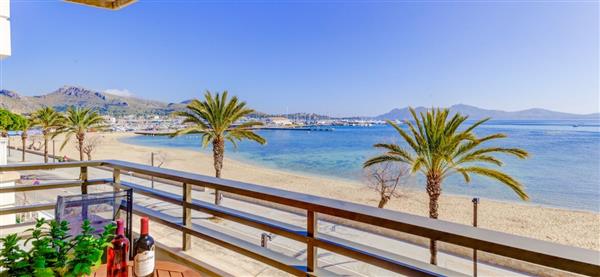 Beachfront Apartment Simar in Puerto Pollensa, Mallorca - Illes Balears