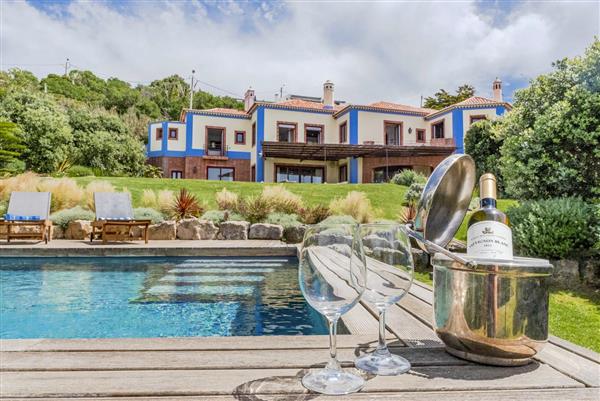 Beachfront Luxury Villa in Colares, Portugal - Sintra