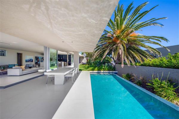 Cape Bond in Cape Town, South Africa