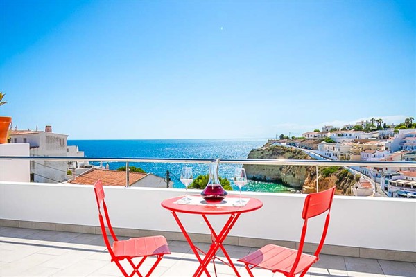 Casa Cubo in Portugal