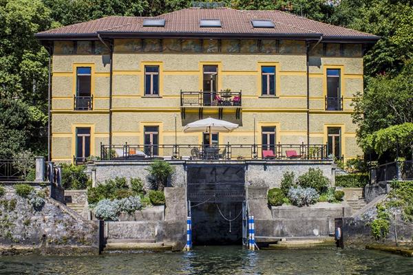 Casa Della Seta in Lake Como, Italy - Provincia di Como