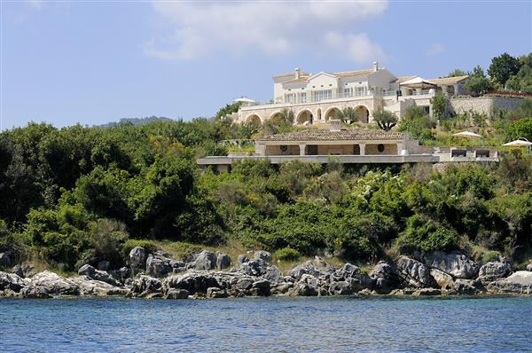 Cepheus House in Ionian Islands