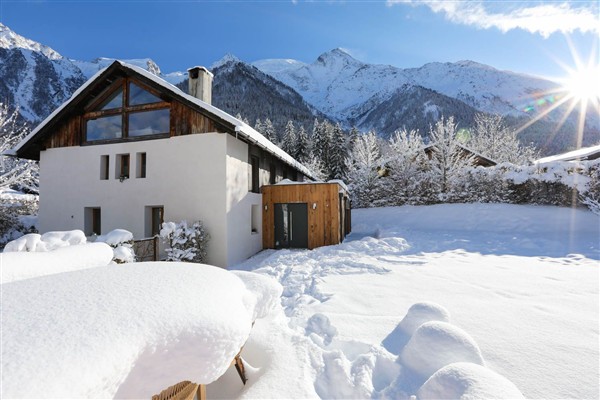 Chalet Lumiere in France
