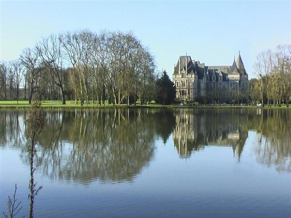 Chateau Abelia Du Lac in Maine-et-Loire
