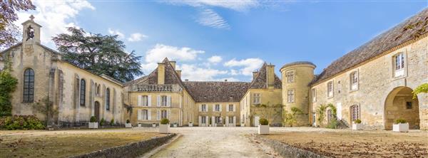 Chateau De Cardou in Dordogne