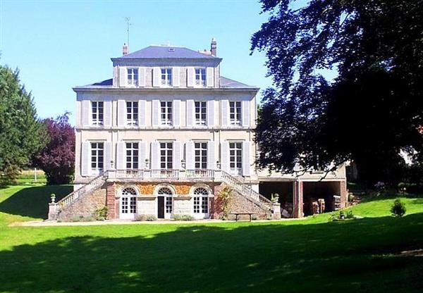 Chateau De Macque in Picardy & Nord-Pas de Calais, France