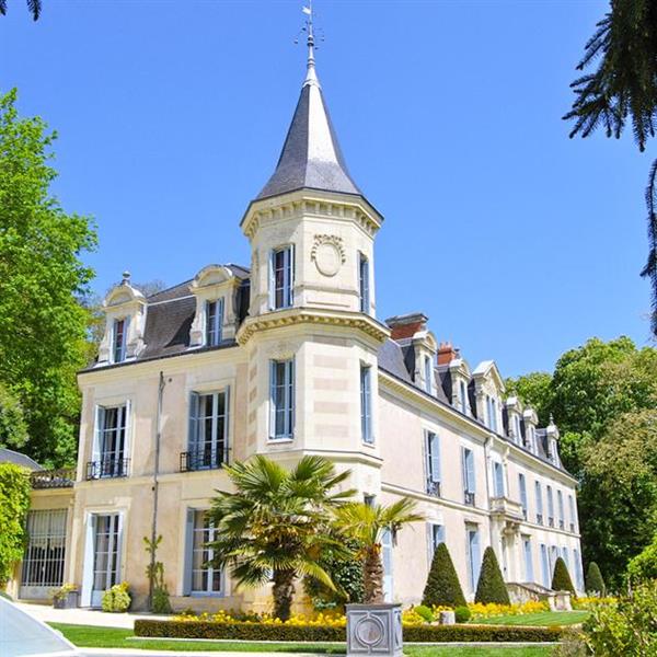 Chateau De Raguerniere in Indre-et-Loire