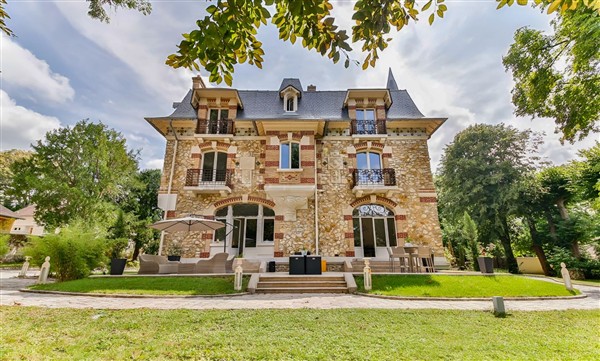 Chateau Pernelle in France