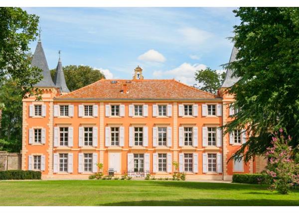 Chateau La Lune - France