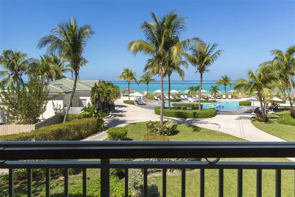 Deluxe Oceanfront Suite - Turks and Caicos