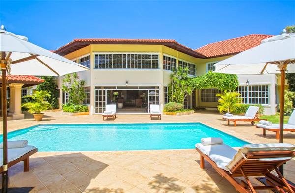 Five Bedroom Classic Villa - Caribbean