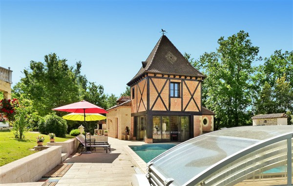 Holiday Home - Castelnaud La Chapelle in France in Castelnaud La Chapelle, France