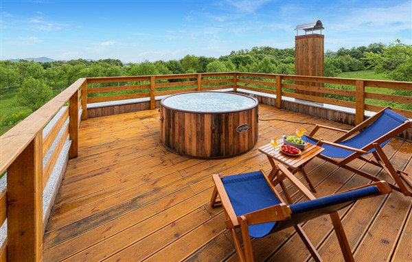 Holiday Home - Gospic-Bukovac Perusicki in Croatia in Gospic-Bukovac Perusicki, Croatia