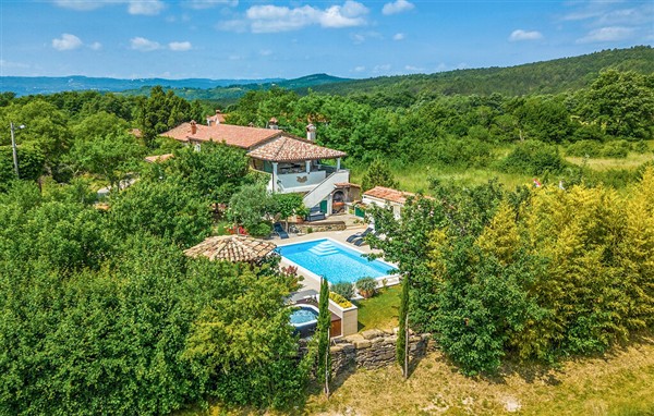 Holiday Home - Labin-Cepic Zatka in Croatia in Labin-Cepic Zatka, Croatia