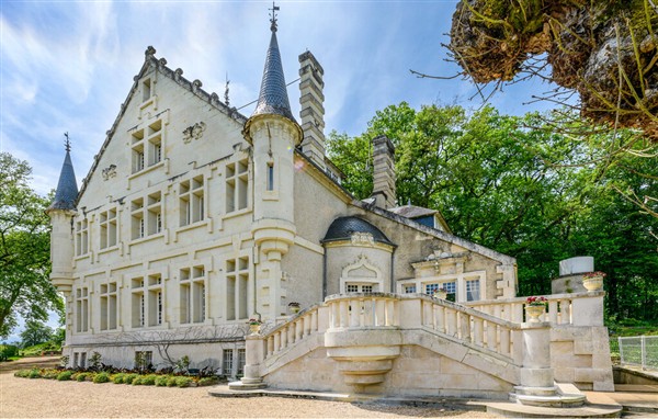 Holiday Home - Lencloître in France in Lencloître, France