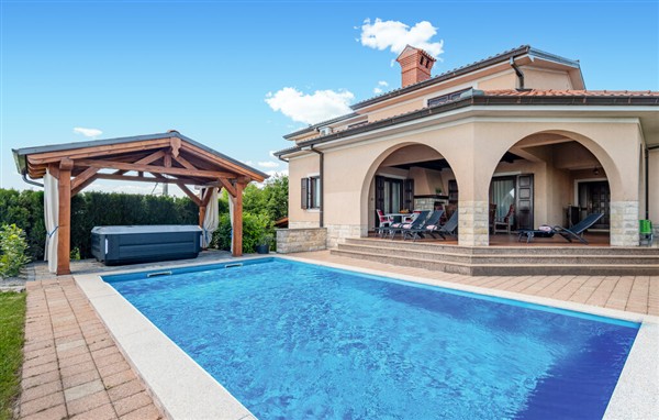 Holiday Home - Opatija-Marcelji in Croatia in Opatija-Marcelji, Croatia
