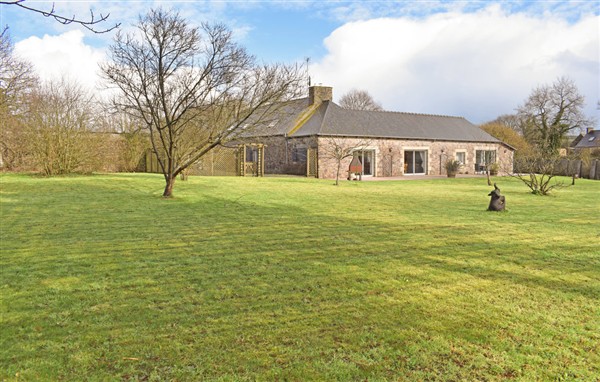 Holiday Home - Pléhédel in France in Pléhédel, France