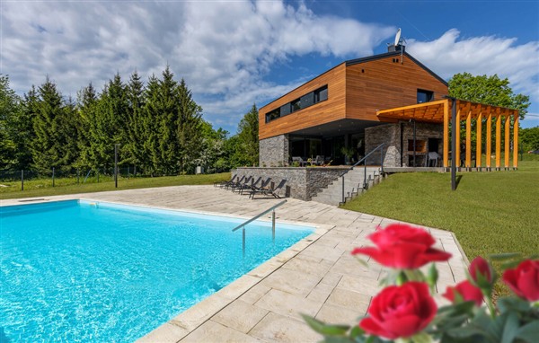 Holiday Home - Plitvicka jezera - Slunj in Croatia in Plitvicka jezera - Slunj, Croatia