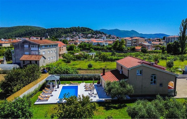 Holiday Home - Ploce - Metkovic in Croatia in Ploce - Metkovic, Croatia