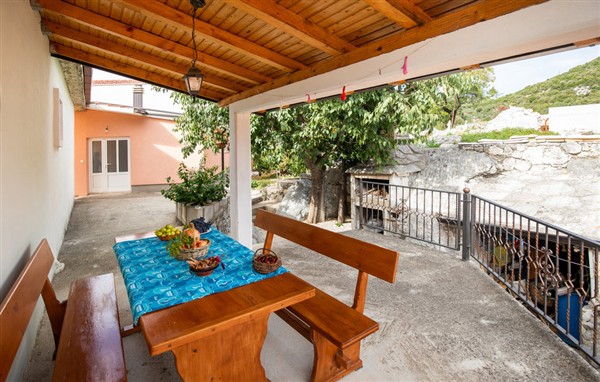 Holiday Home - Ploce-Peracko blato in Croatia in Ploce-Peracko blato, Croatia
