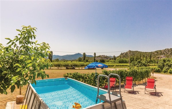 Holiday Home - Ploce-Stasevica in Croatia in Ploce-Stasevica, Croatia