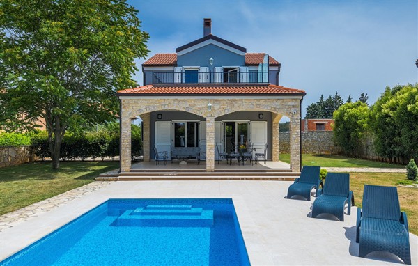 Holiday Home - Pula-Monte Kope in Croatia, Pula-Monte Kope, Croatia