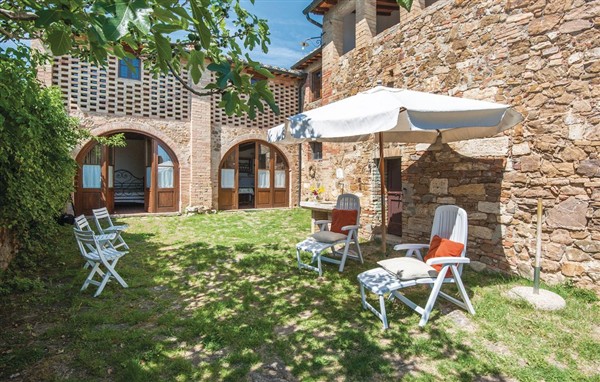 Holiday Home - S. Quirico d'Orcia in Italy in S. Quirico d'Orcia, Italy