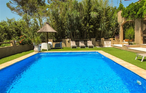 Holiday Home - Saint Maximin in France in Saint Maximin, France