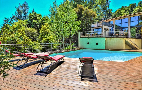 Holiday Home - Sauveterre in France in Sauveterre, France