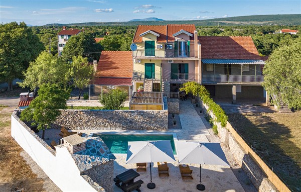Holiday Home - Sibenik-Mirlovic Zagora in Croatia in Sibenik-Mirlovic Zagora, Croatia