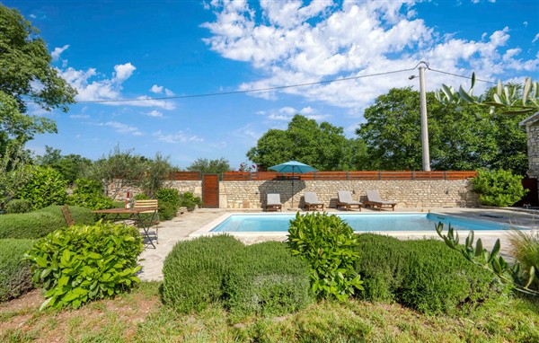 Holiday Home - Sibenik-Mratovo in Croatia in Sibenik-Mratovo, Croatia