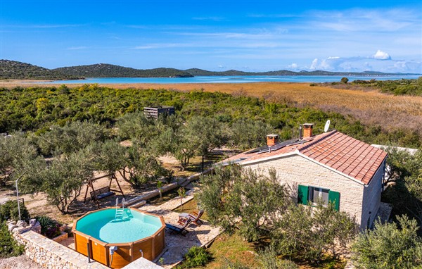 Holiday Home - Sibenik-Vransko Jezero in Croatia in Sibenik-Vransko Jezero, Croatia